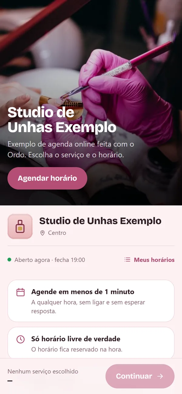 Página de um studio de unhas de exemplo, com o botão de agendar horário